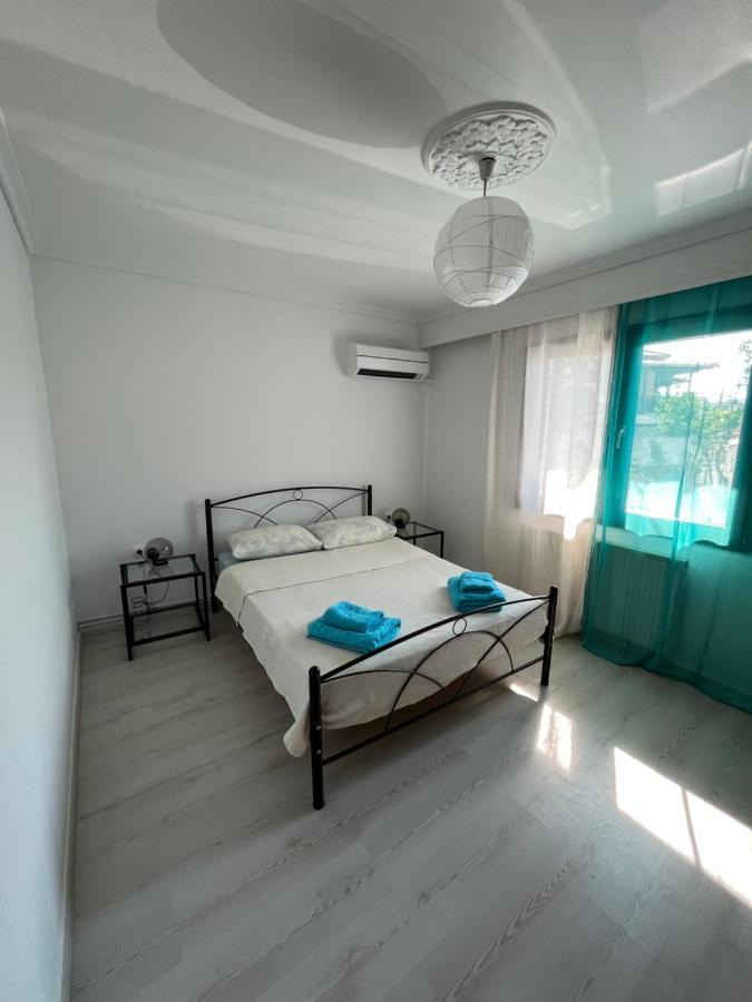 Nantia Apartment *